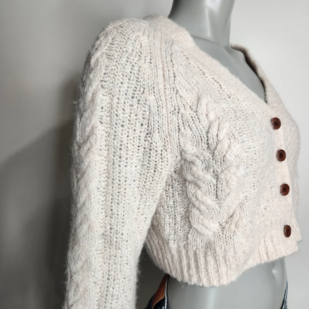 Aritzia Sunday Best Cream Alpaca Blend Cable Knit Cropped Cardigan Size XS - Picture 4 of 11
